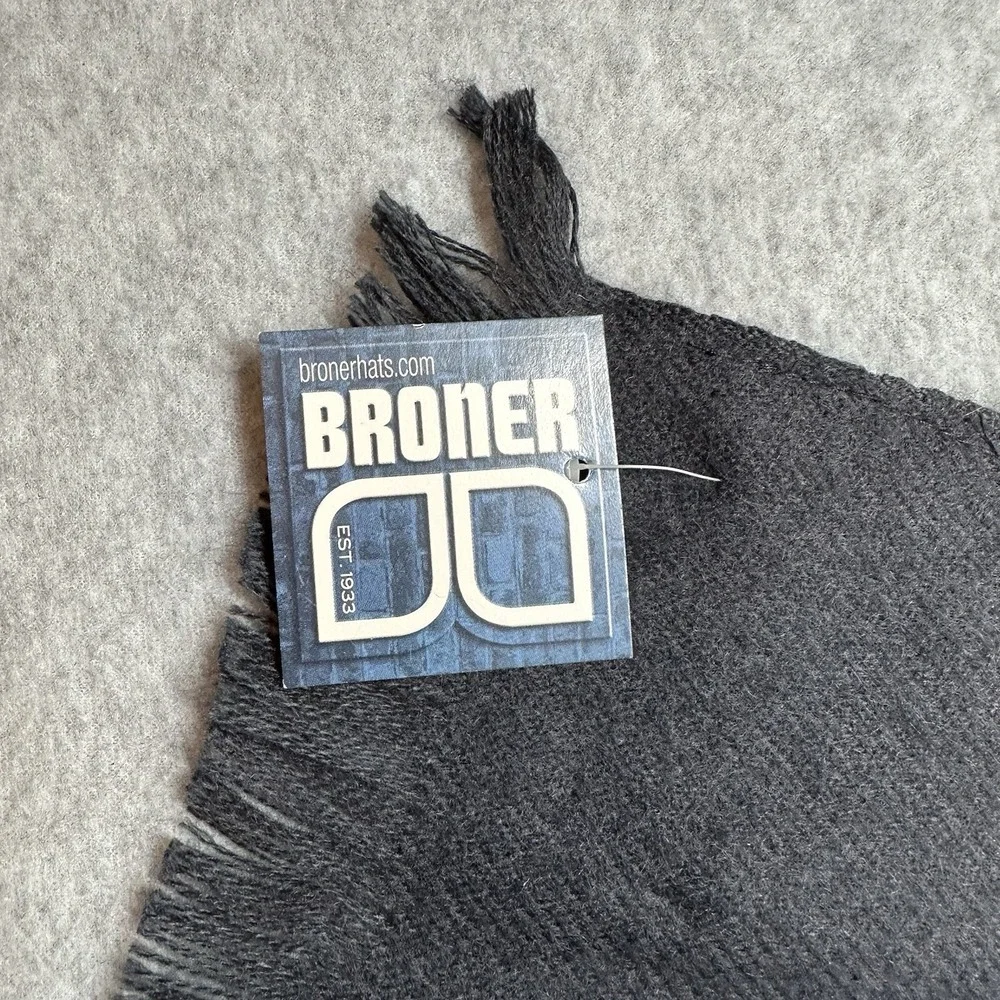 Broner Navy Blue Scarf Acrylic New 52